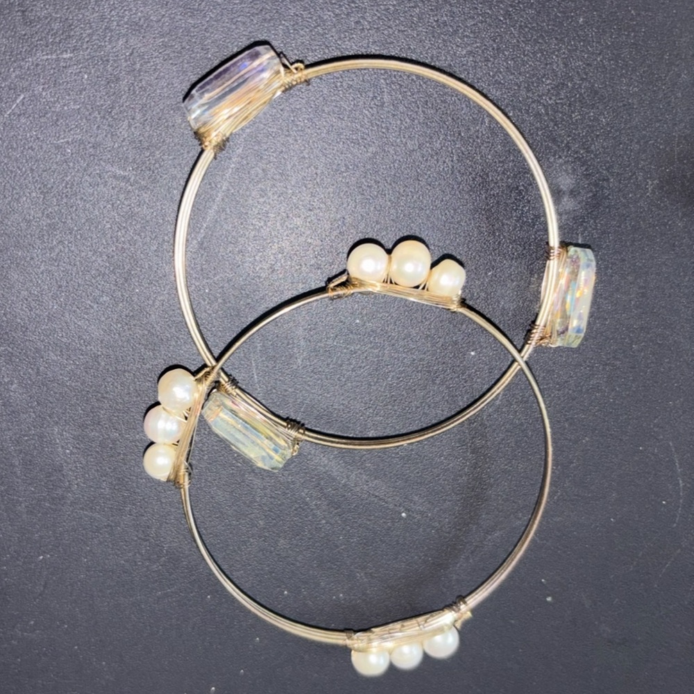 Elegant wire wrapped Bracelets Gold Chrystal Pearl